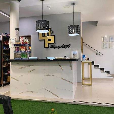 אגוואצ'יקה Hotel Light Plaza מראה חיצוני תמונה