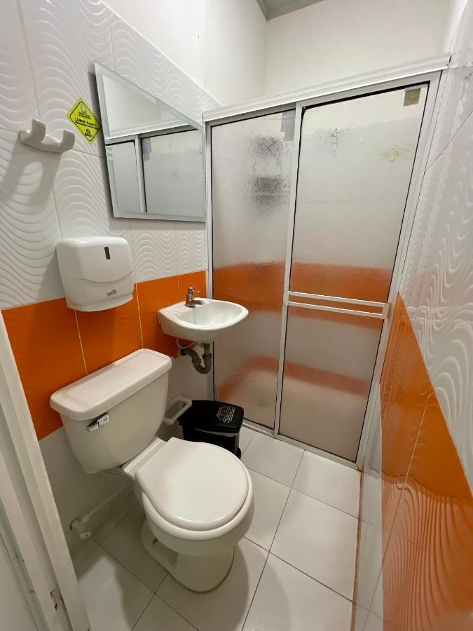 אגוואצ'יקה Hotel Light Plaza מראה חיצוני תמונה