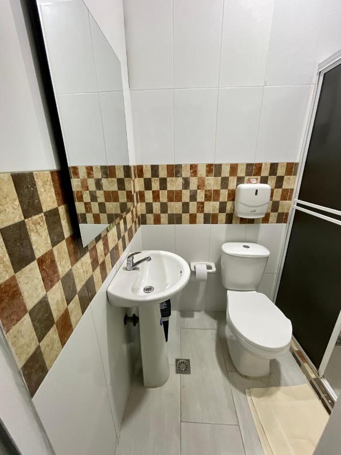 אגוואצ'יקה Hotel Light Plaza מראה חיצוני תמונה