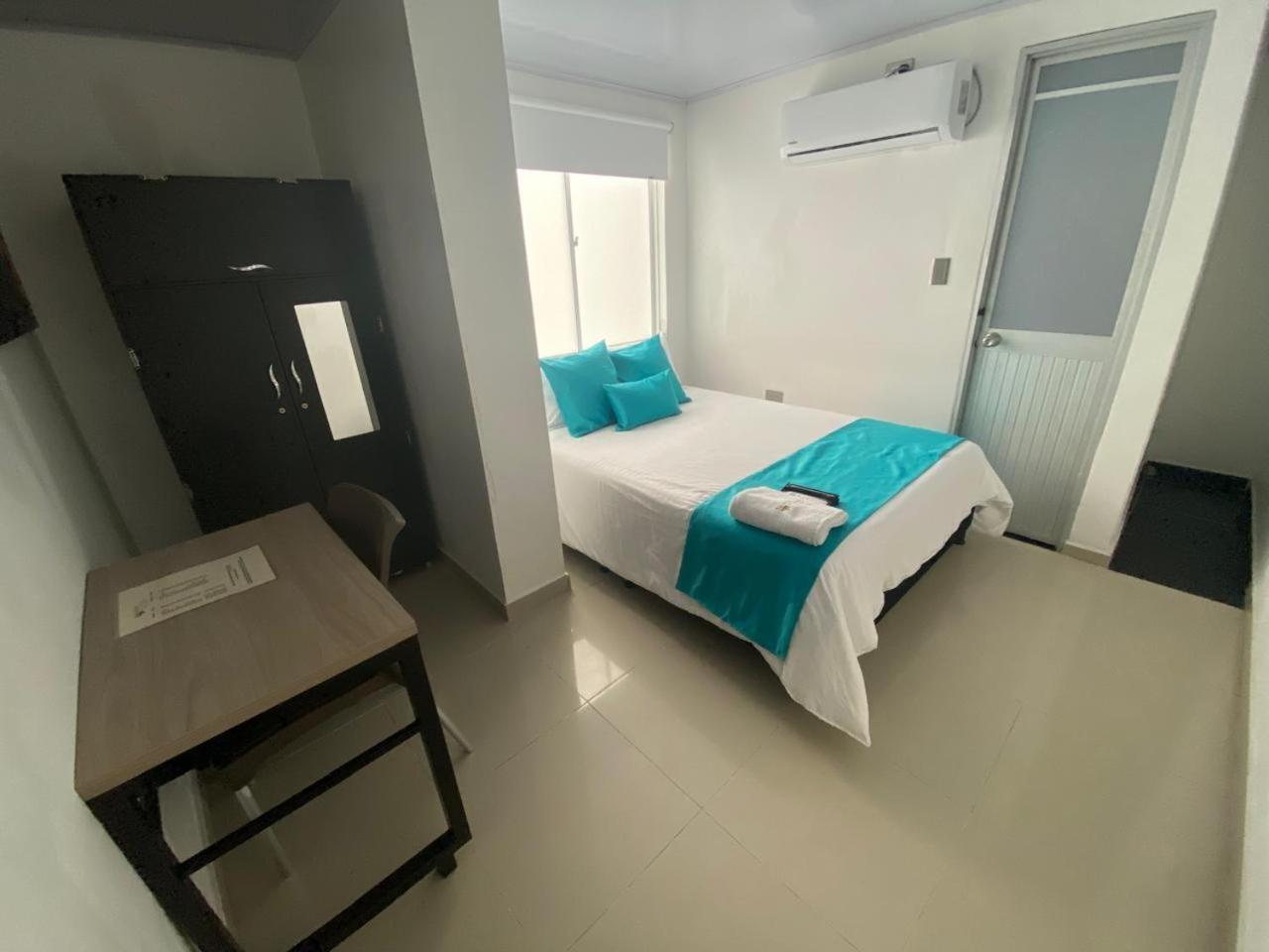 אגוואצ'יקה Hotel Light Plaza מראה חיצוני תמונה