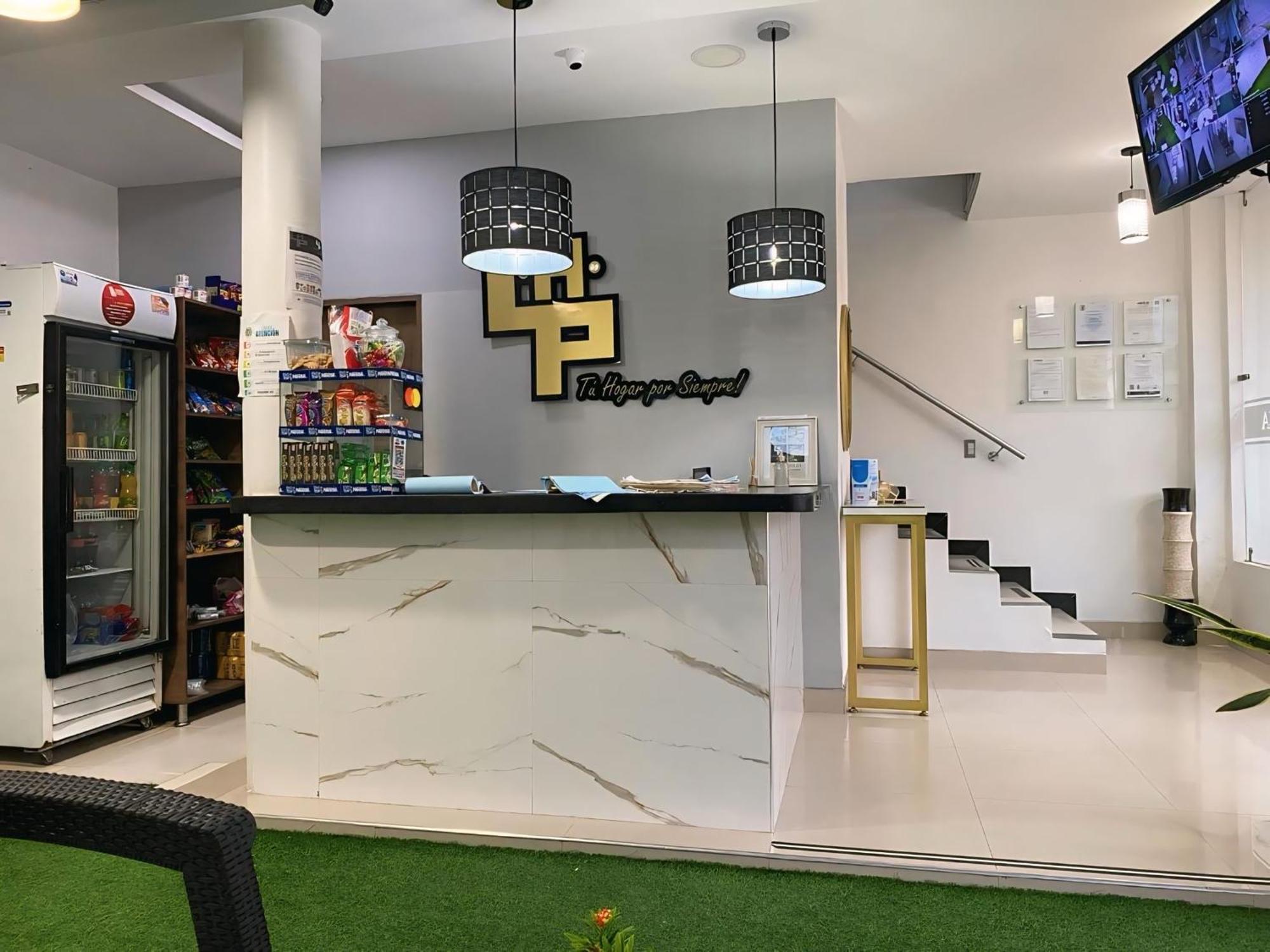 אגוואצ'יקה Hotel Light Plaza מראה חיצוני תמונה